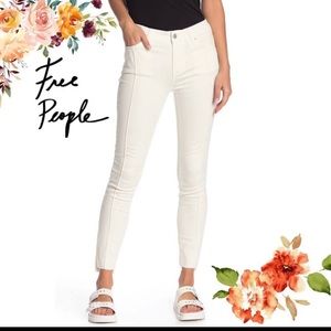 NWT Free People Del Wray Step Hem White Jeans